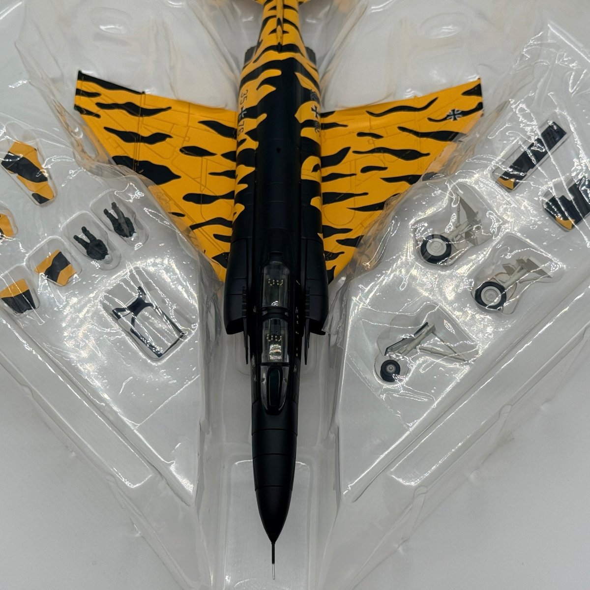 Hobby Master HA1984 1:72 RF - 4E Phantom II AG 52 35+76 NATO Tiger Meet 1985 - Hobby Master