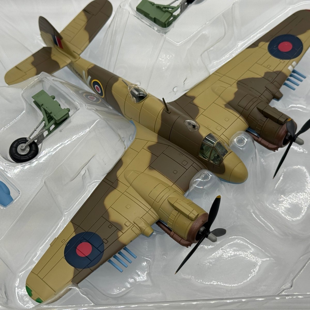 Hobby Master HA2308 1:72 Bristol Beaufighter Mk VI RAF No.272 Sqn Takali Malta 1942 - Hobby Master