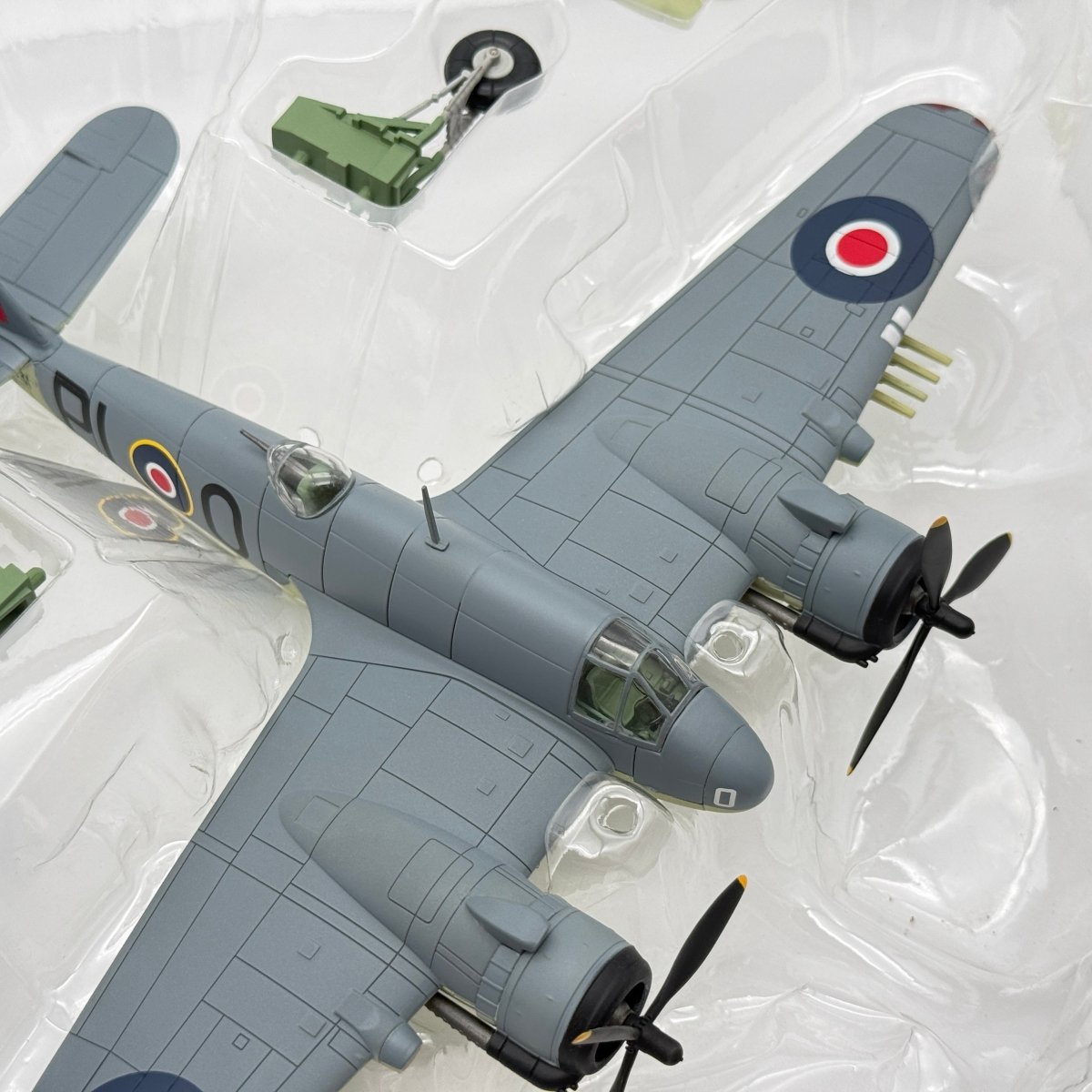 Hobby Master HA2316 1:72 Beaufighter TF.X NE831 PL-O 144 Sqn Banff 1945 - Hobby Master