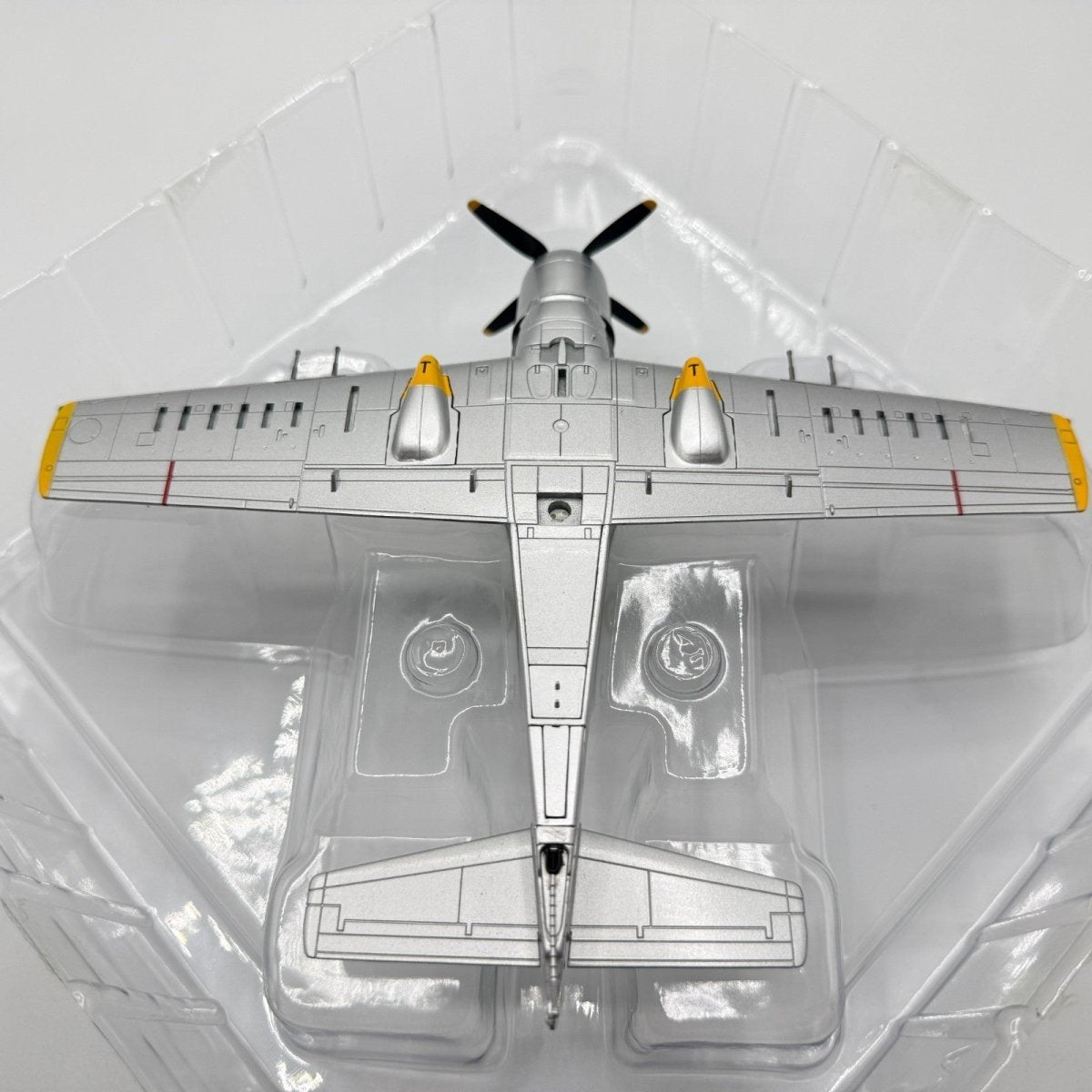 Hobby Master HA2916 1:72 Douglas AD - 4 Skyraider EC 2/20 Ouarsenis Algeria 1960s - Hobby Master