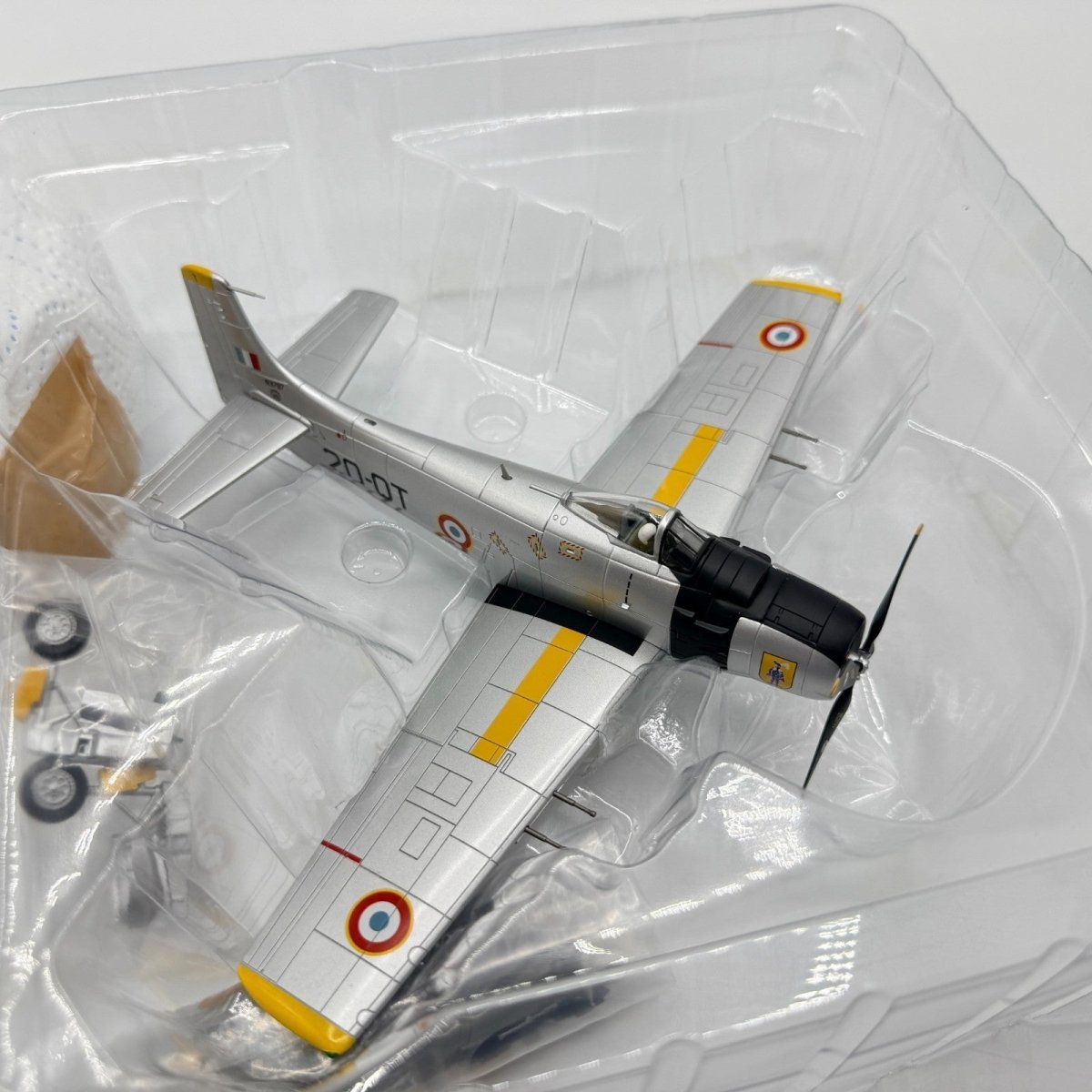 Hobby Master HA2916 1:72 Douglas AD - 4 Skyraider EC 2/20 Ouarsenis Algeria 1960s - Hobby Master