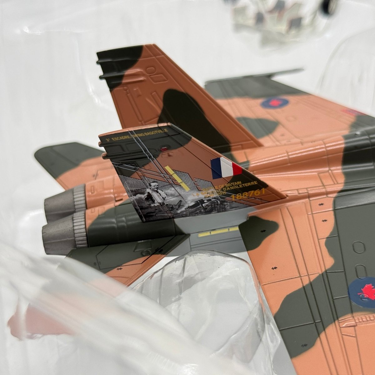 Hobby Master HA3526 1:72 CF-18 Hornet RCAF Battle of Britain 75th Anniv 2015 - Hobby Master