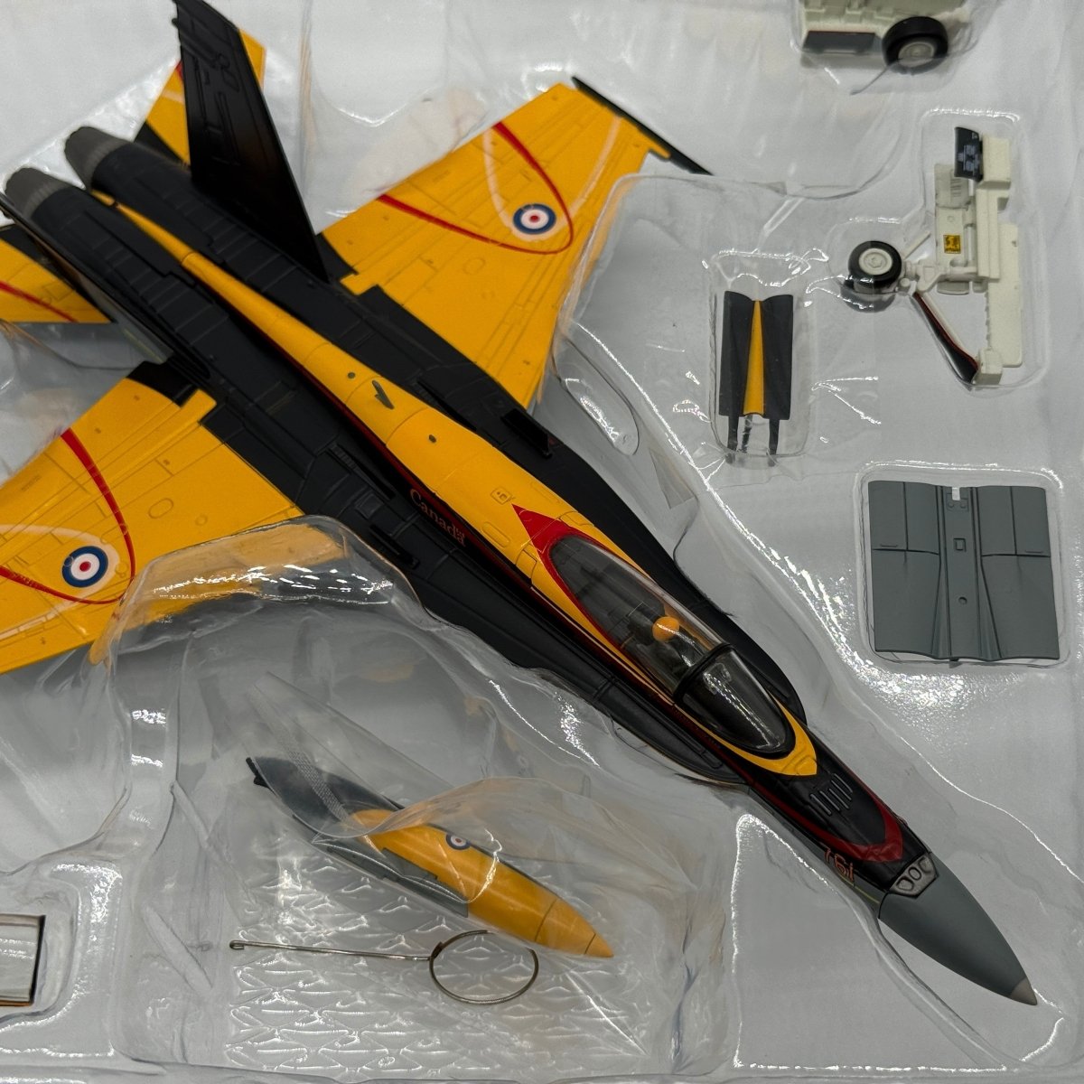 Hobby Master HA3550 1:72 CF-18 Hornet RCAF Demonstration Team 2016 - Hobby Master