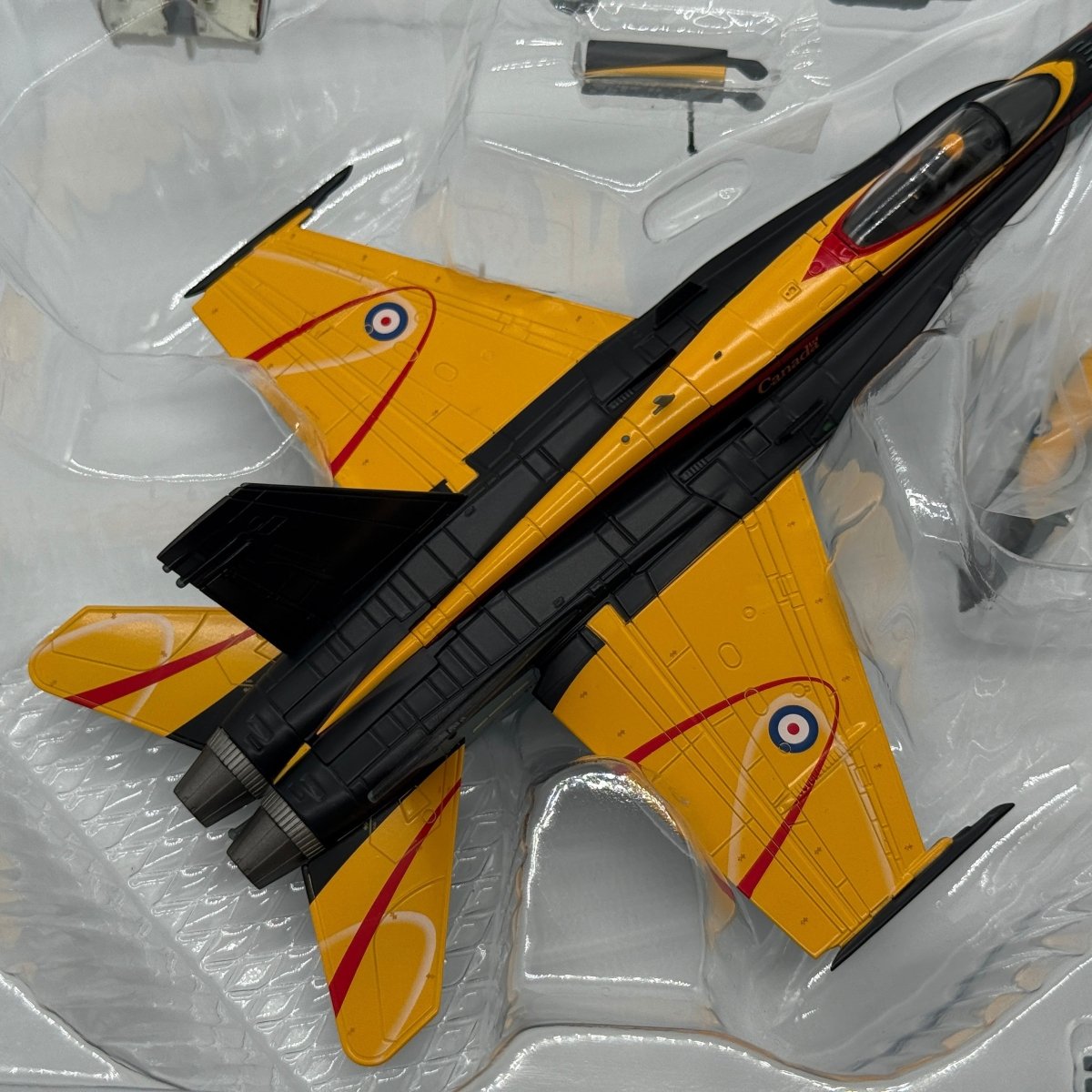Hobby Master HA3550 1:72 CF-18 Hornet RCAF Demonstration Team 2016 - Hobby Master