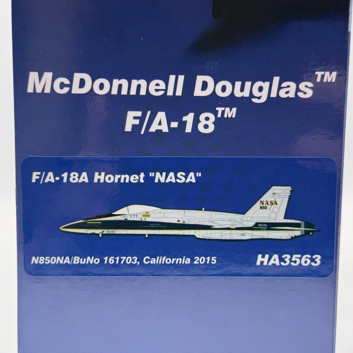 Hobby Master HA3563 1:72 F/A - 18A Hornet “NASA” N850NA / BuNo 161703 California - Hobby Master