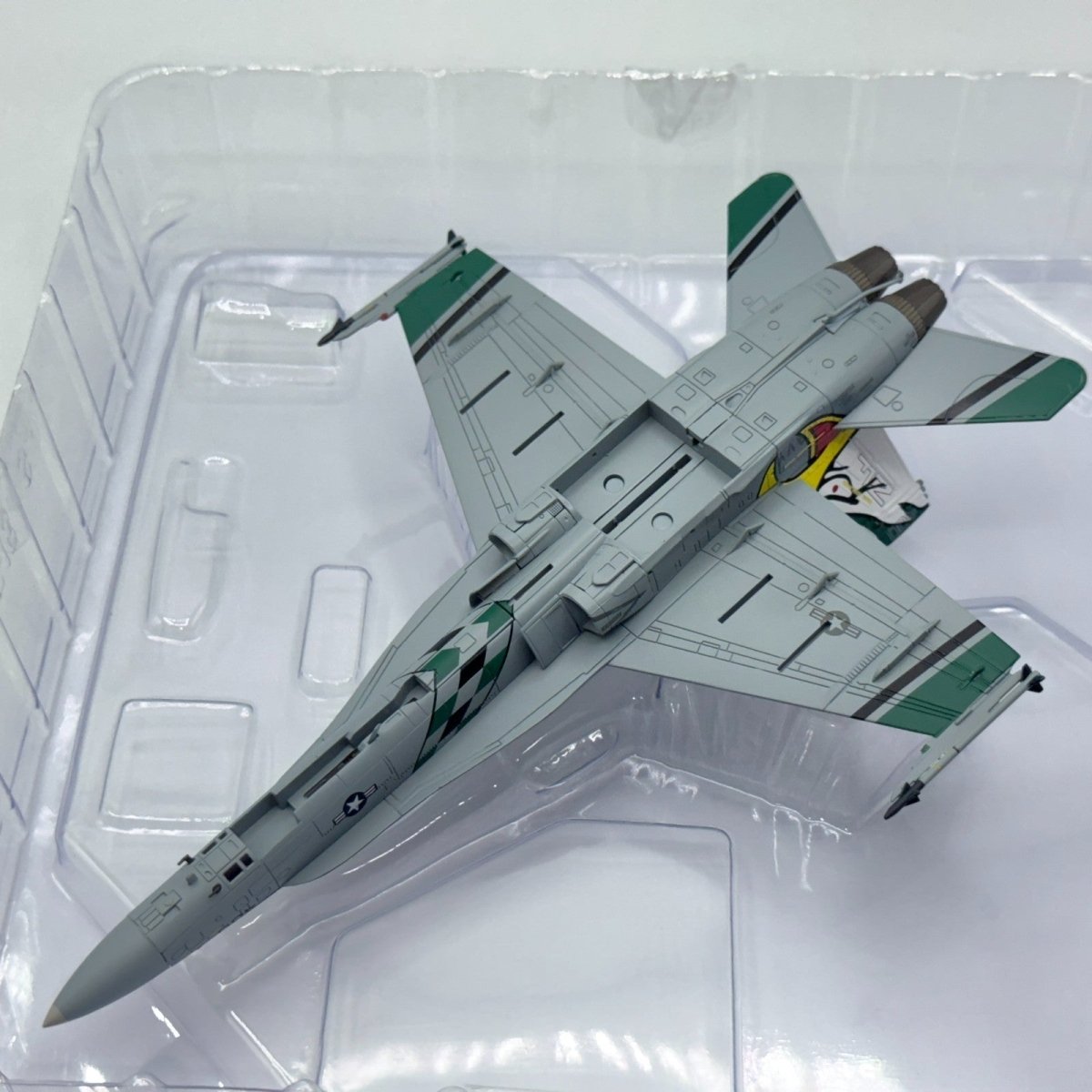 Hobby Master HA3566 1:72 F/A - 18C Hornet Strike Fighter "Chippy Ho" - Hobby Master