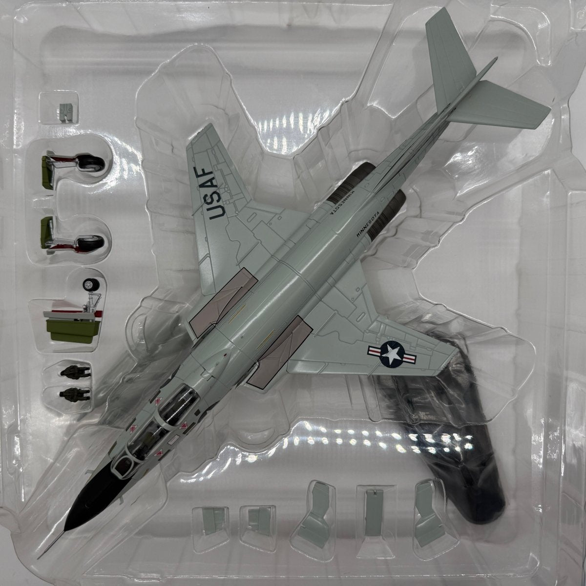 Hobby Master HA3706 1:72 McDonnell F-101B Voodoo USAF 148th FG Minnesota ANG 58-0275 Duluth 1970s - Hobby Master