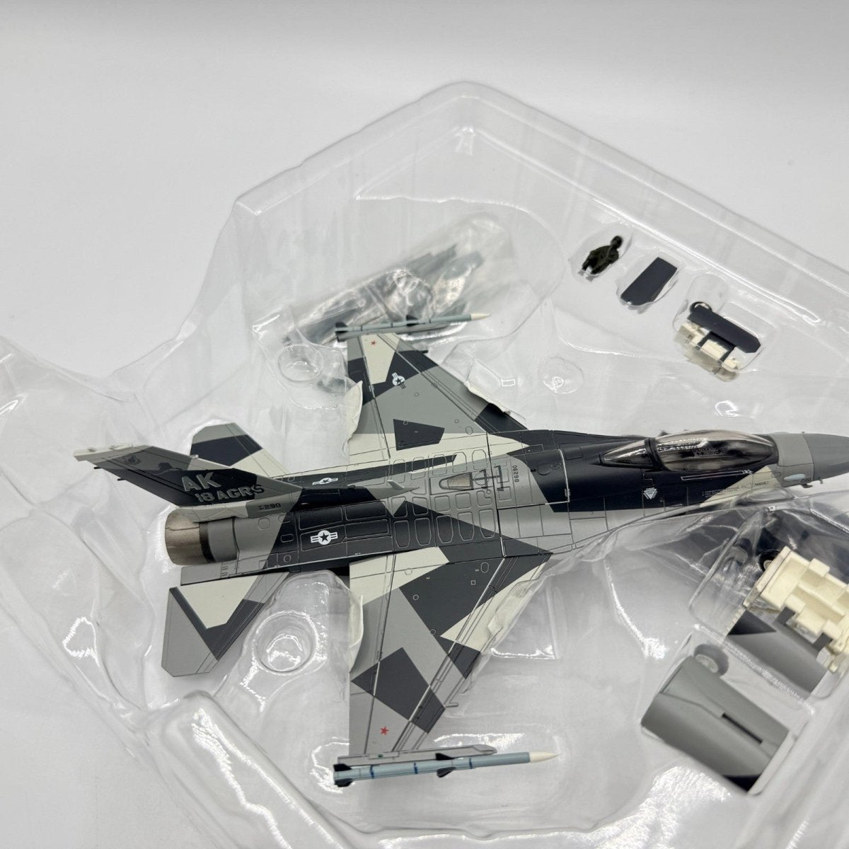 Hobby Master HA38004 1:72 F - 16C BDU Splinter 86 - 0290, 18th AGRS, Alaska 2018 - Hobby Master