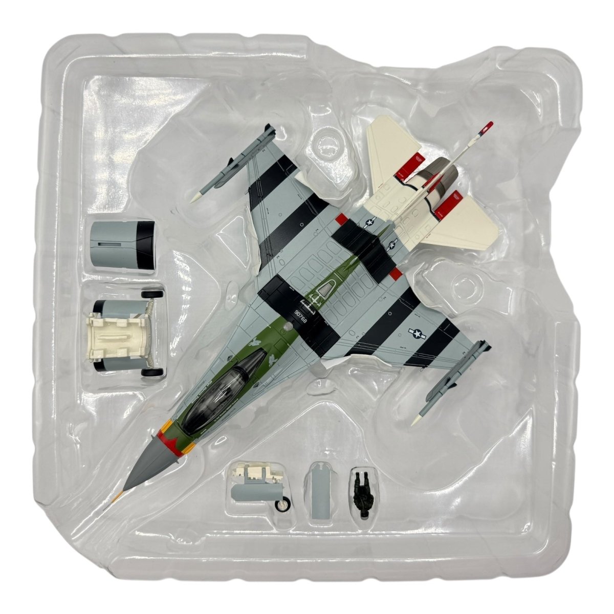 Hobby Master HA38013 1:72 F - 16C "Passionate Patsy", 90 - 0768, 310th FS Luke AFB - Hobby Master