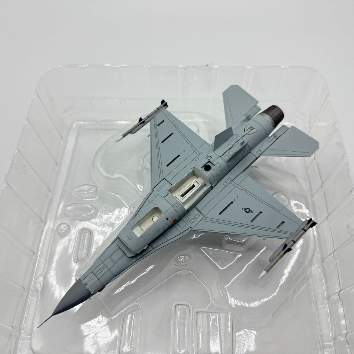 Hobby Master HA3813 1:72 F - 16DG "Foxbat Killer" 90 - 0778, 63rd FS 56th FW 1993 - Hobby Master