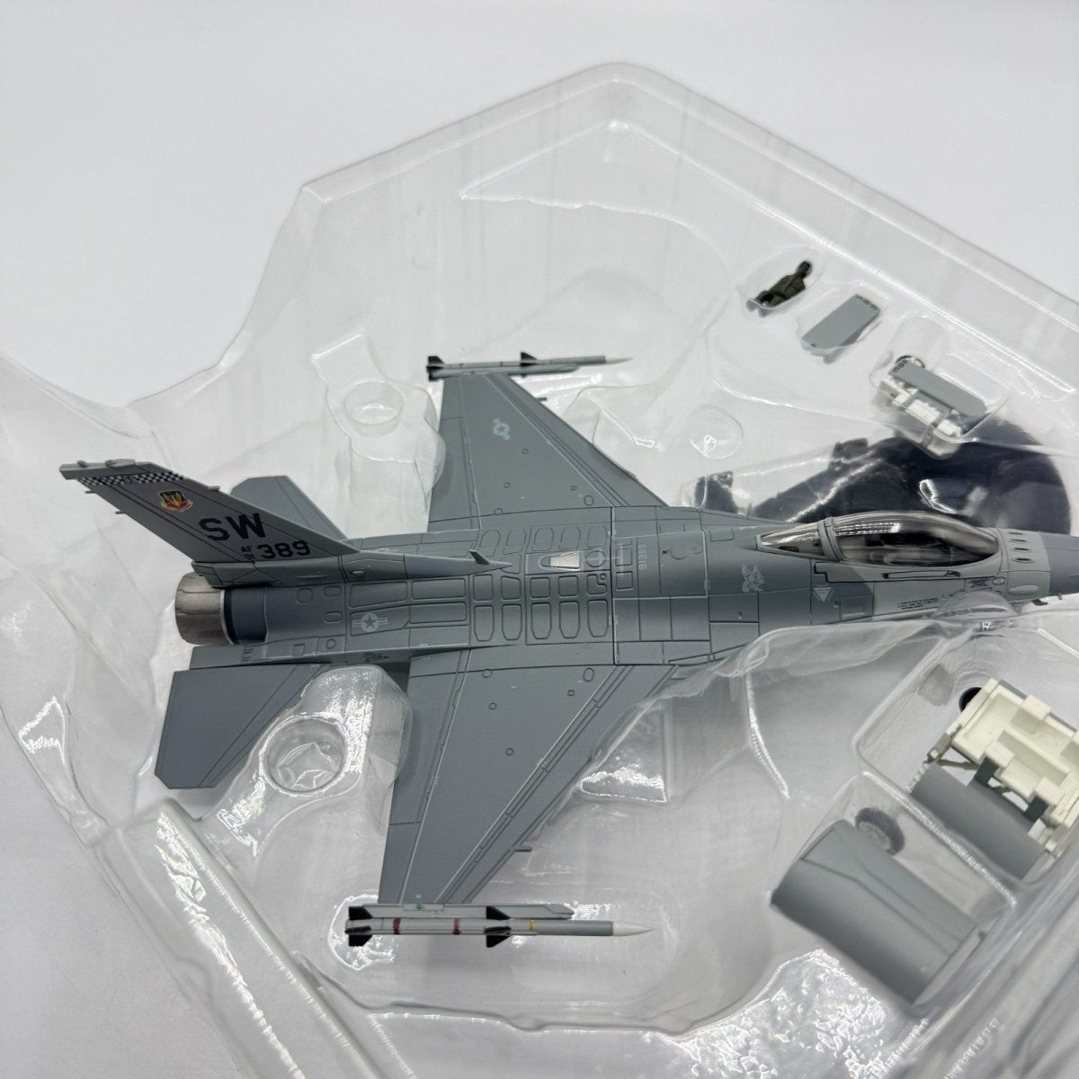 Hobby Master HA3830 1:72 F - 16CJ Fighting Falcon, 91 - 0389 SW, Unified Protector - Hobby Master