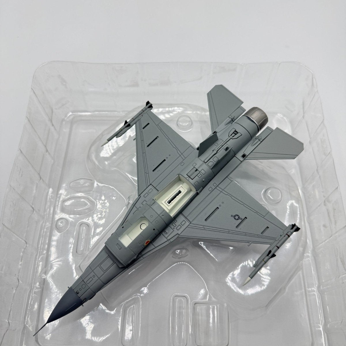 Hobby Master HA3830 1:72 F - 16CJ Fighting Falcon, 91 - 0389 SW, Unified Protector - Hobby Master