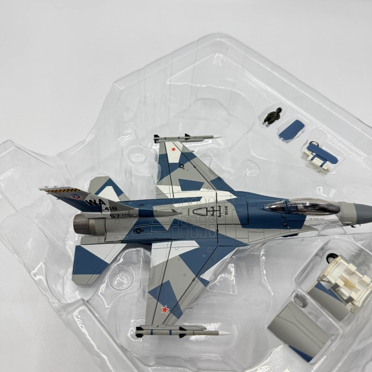 Hobby Master HA3854 1:72 F - 16C Blk 25 Splinter, 85 - 0418 WA, 64th Aggressor 2016 - Hobby Master
