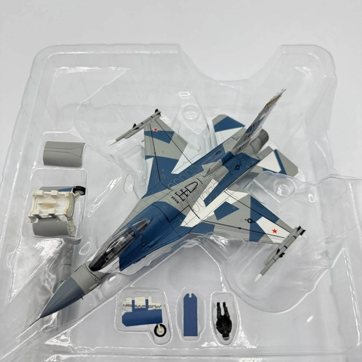 Hobby Master HA3854 1:72 F - 16C Blk 25 Splinter, 85 - 0418 WA, 64th Aggressor 2016 - Hobby Master