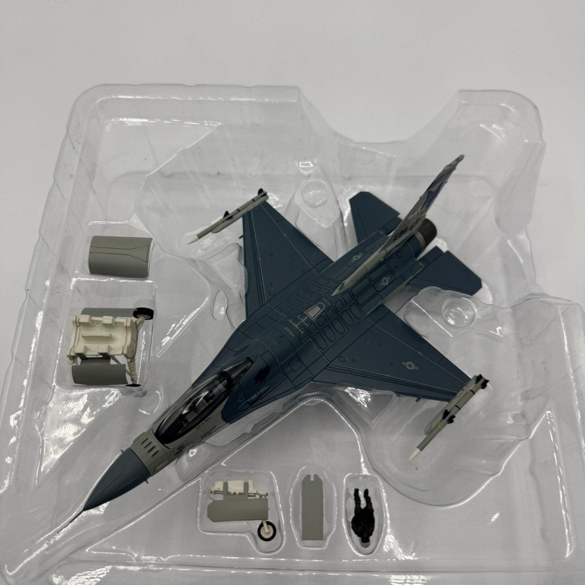 Hobby Master HA3869 1:72 F - 16C Block 52, 92 - 3911, 157th FS, SC ANG McEntire - Hobby Master