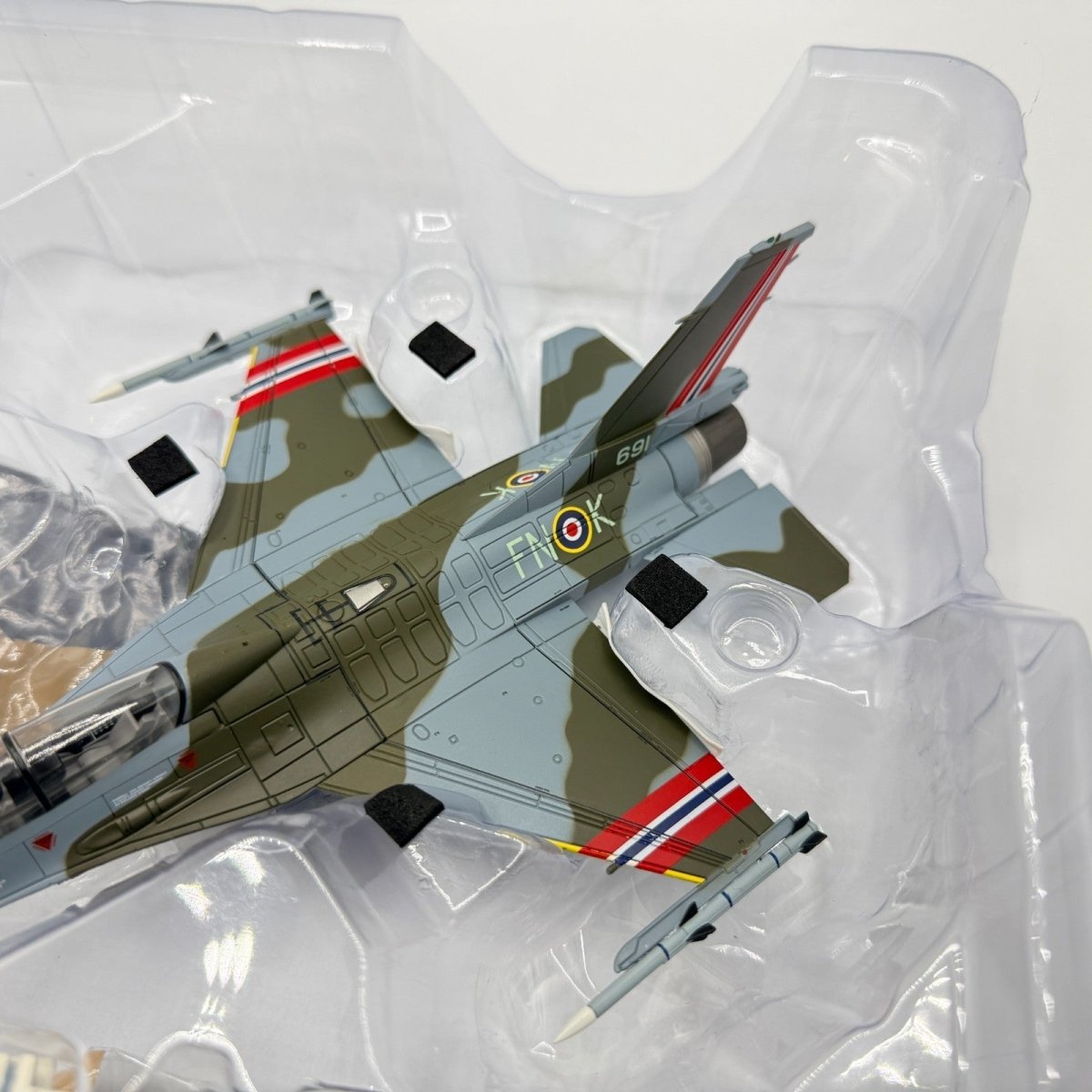 Hobby Master HA3898 1:72 F - 16BM Fighting Falcon RNorAF 691/FN - K 2019 Diecast - Hobby Master