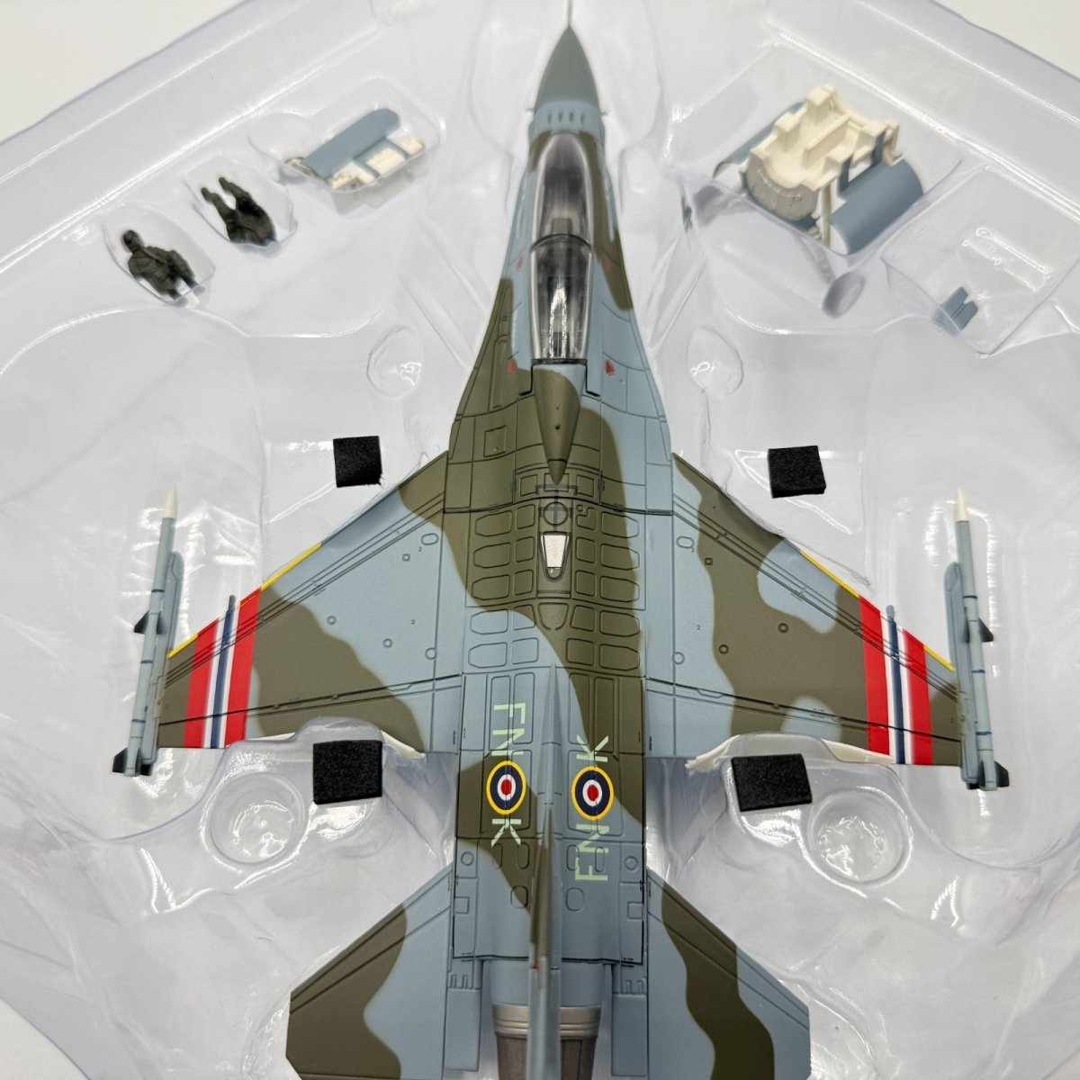 Hobby Master HA3898 1:72 F - 16BM Fighting Falcon RNorAF 691/FN - K 2019 Diecast - Hobby Master
