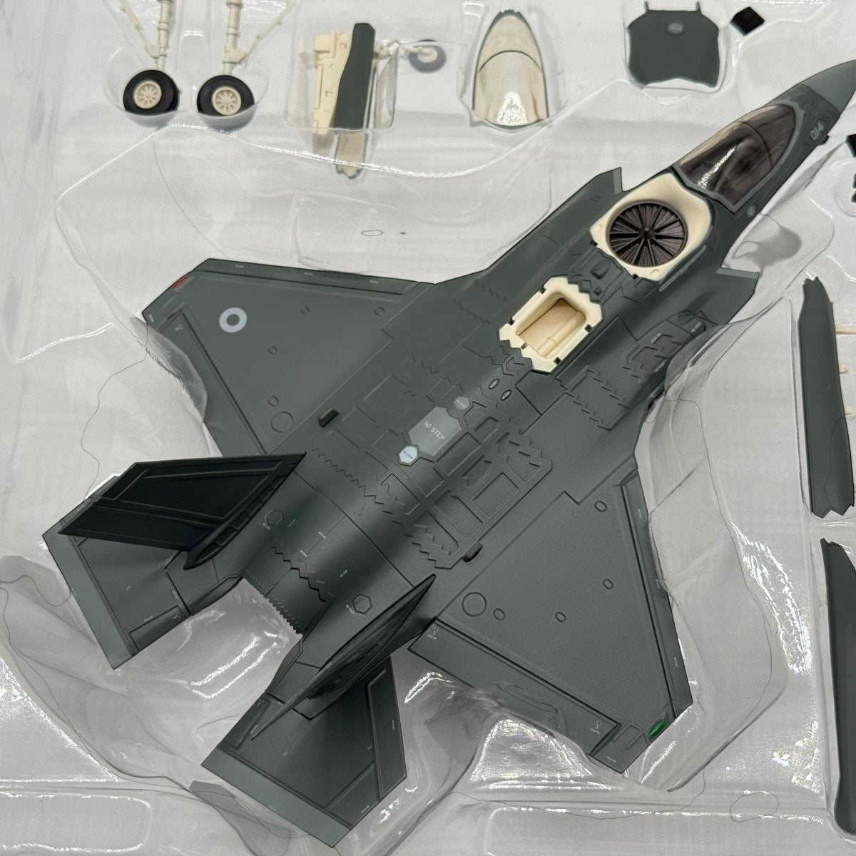 Hobby Master HA4614 1:72 Lockheed F - 35B Lightning II RAF 617 Sqn 2021 - Hobby Master