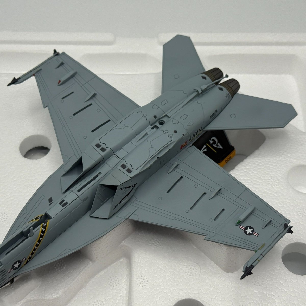 Hobby Master HA5120 1:72 F/A - 18F Super Hornet Operation Inherent Resolve - Hobby Master