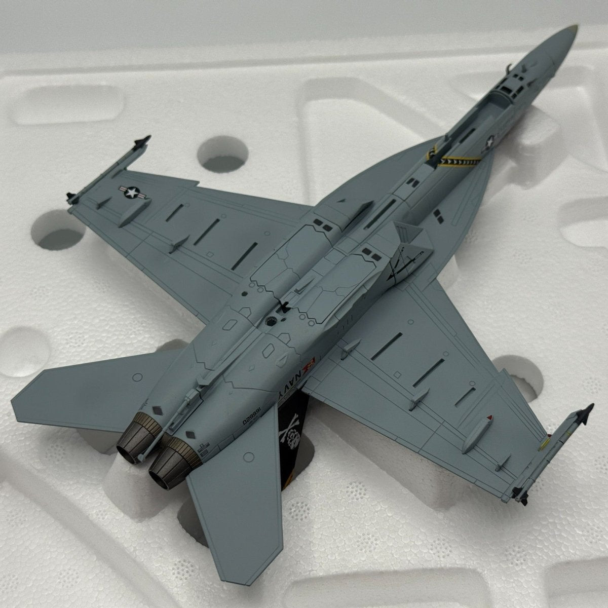 Hobby Master HA5120 1:72 F/A - 18F Super Hornet Operation Inherent Resolve - Hobby Master