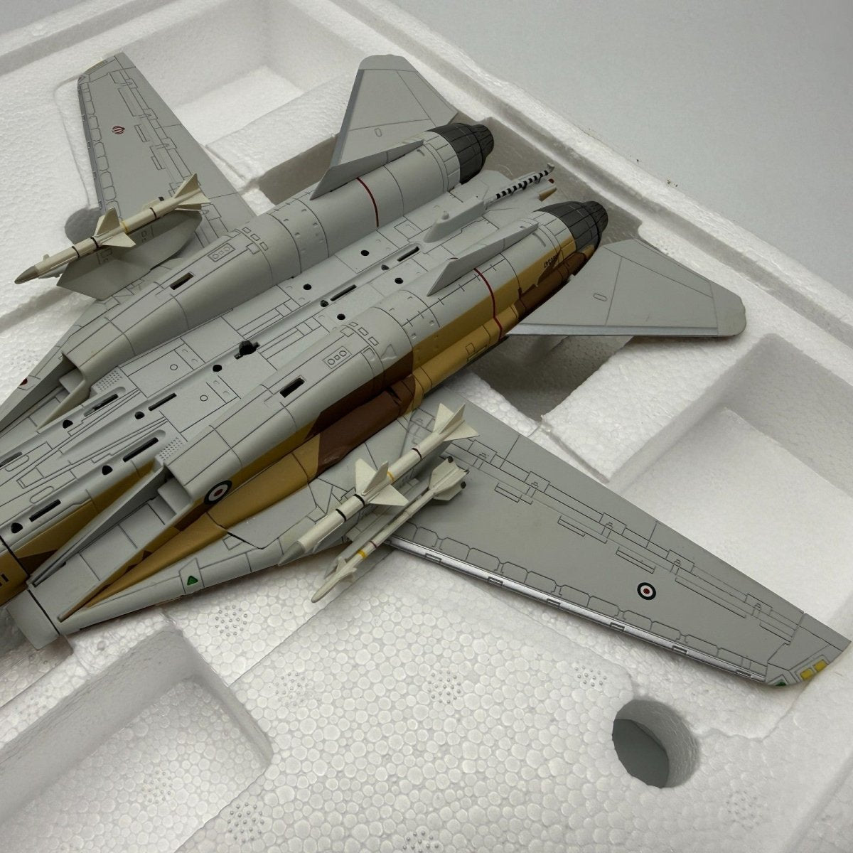 Hobby Master HA5205 1:72 F - 14AM Tomcat 160347 IRIAF 2014 Diecast Aircraft Model - Hobby Master