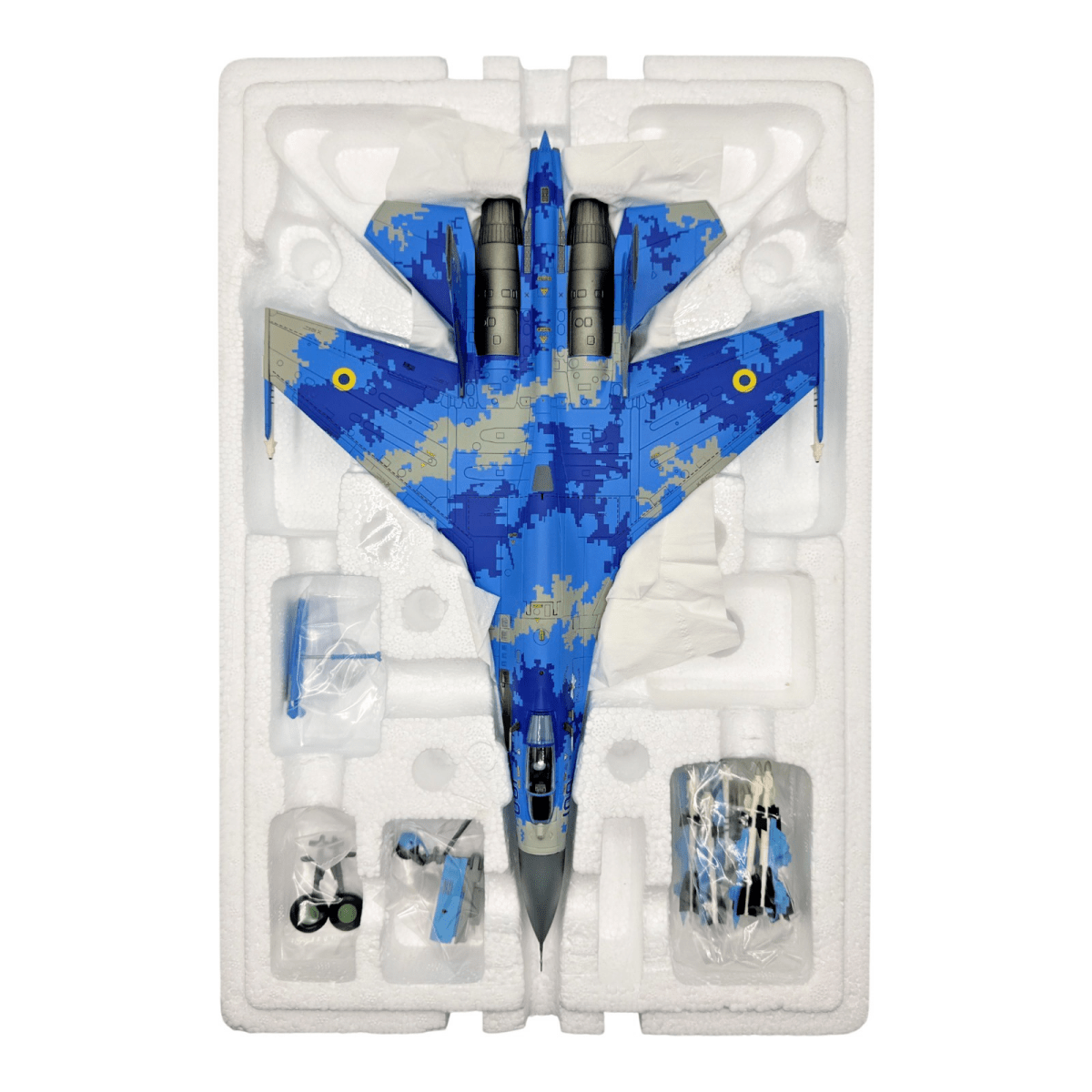 Hobby Master HA6010 1:72 Su - 27 Flanker B Serial 100, Ukrainian Air Force - Hobby Master