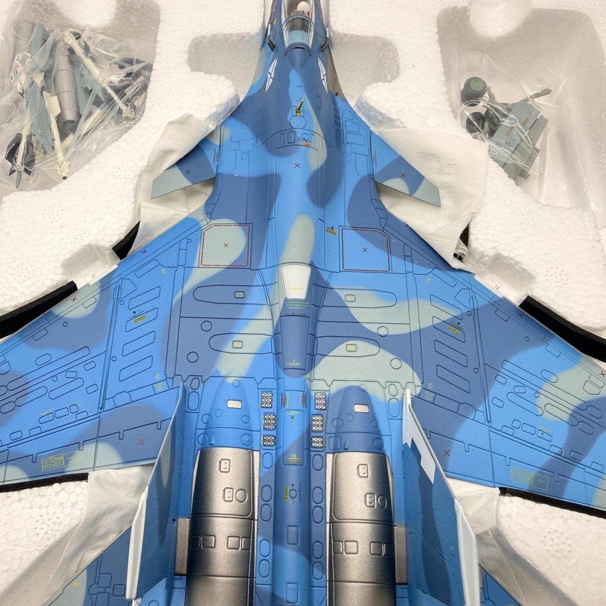 Hobby Master HA6401 1:72 Su - 33 Flanker D Bort 67, 1st Squadron, Russian Navy - Hobby Master
