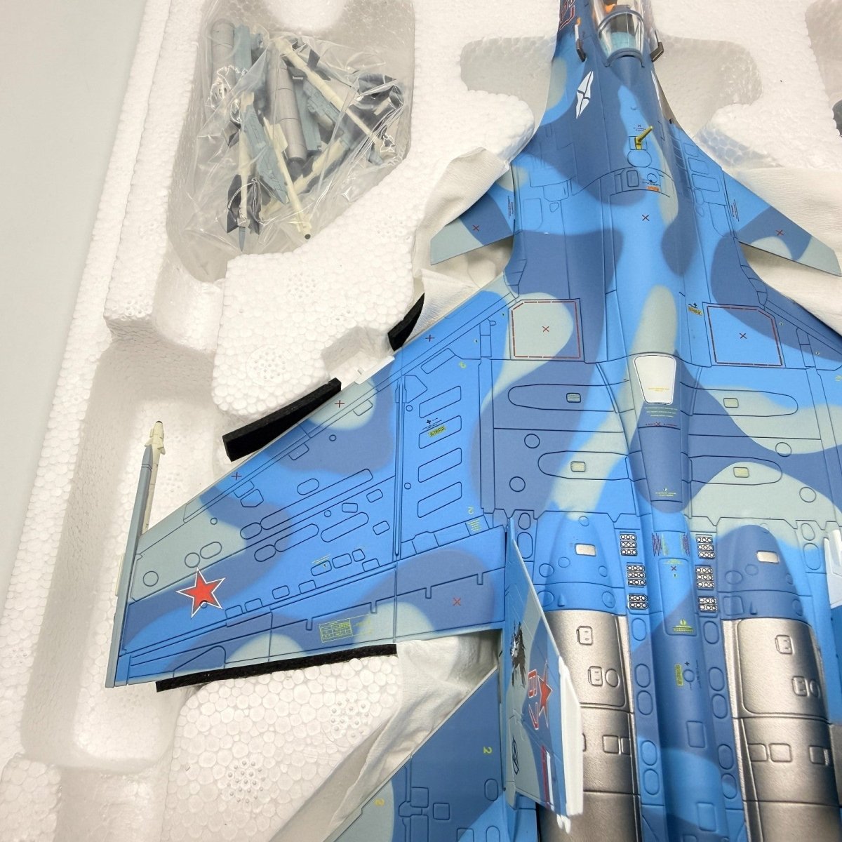Hobby Master HA6401 1:72 Su - 33 Flanker D Bort 67, 1st Squadron, Russian Navy - Hobby Master