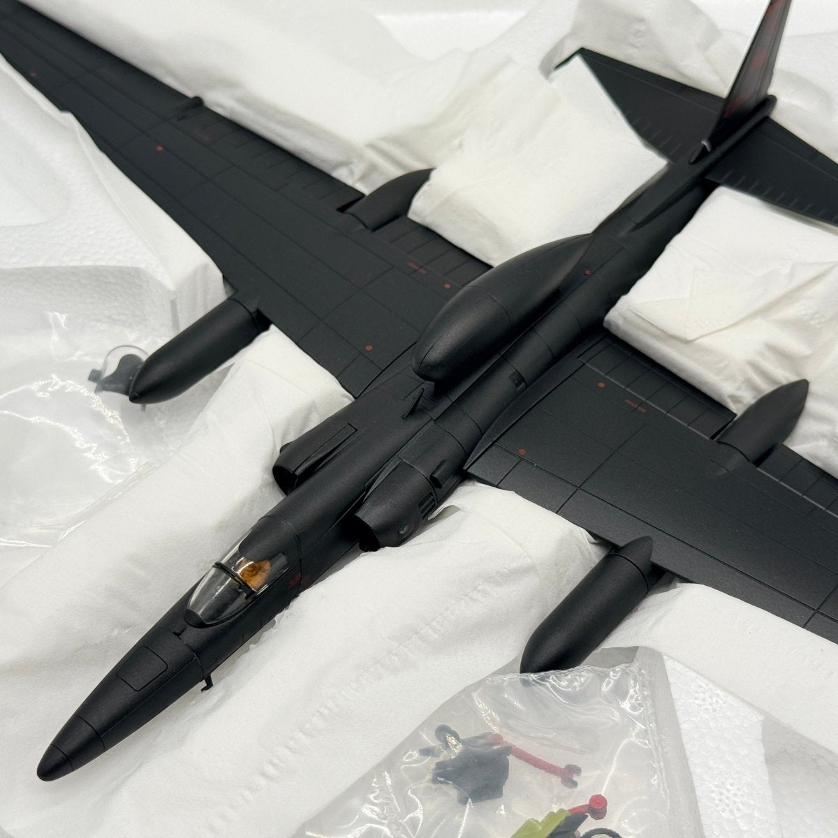 Hobby Master HA6903 1:72 Lockheed U - 2S Dragon Lady 80 - 1074 Fairford 2014 - Hobby Master