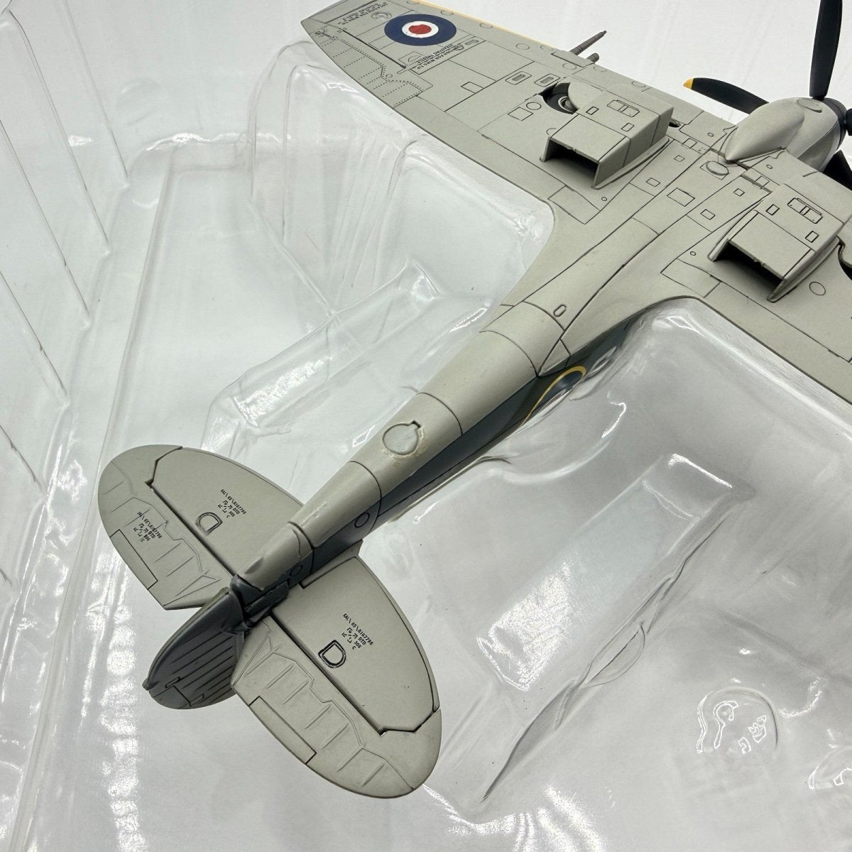 Hobby Master HA7101 1:48 Spitfire MK.XIVe MV268/JEJ "Johnnie Johnson" Germany - Hobby Master