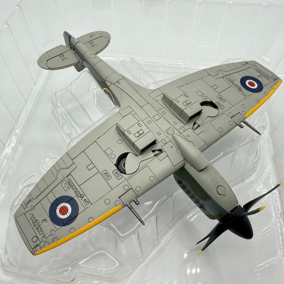 Hobby Master HA7101 1:48 Spitfire MK.XIVe MV268/JEJ "Johnnie Johnson" Germany - Hobby Master