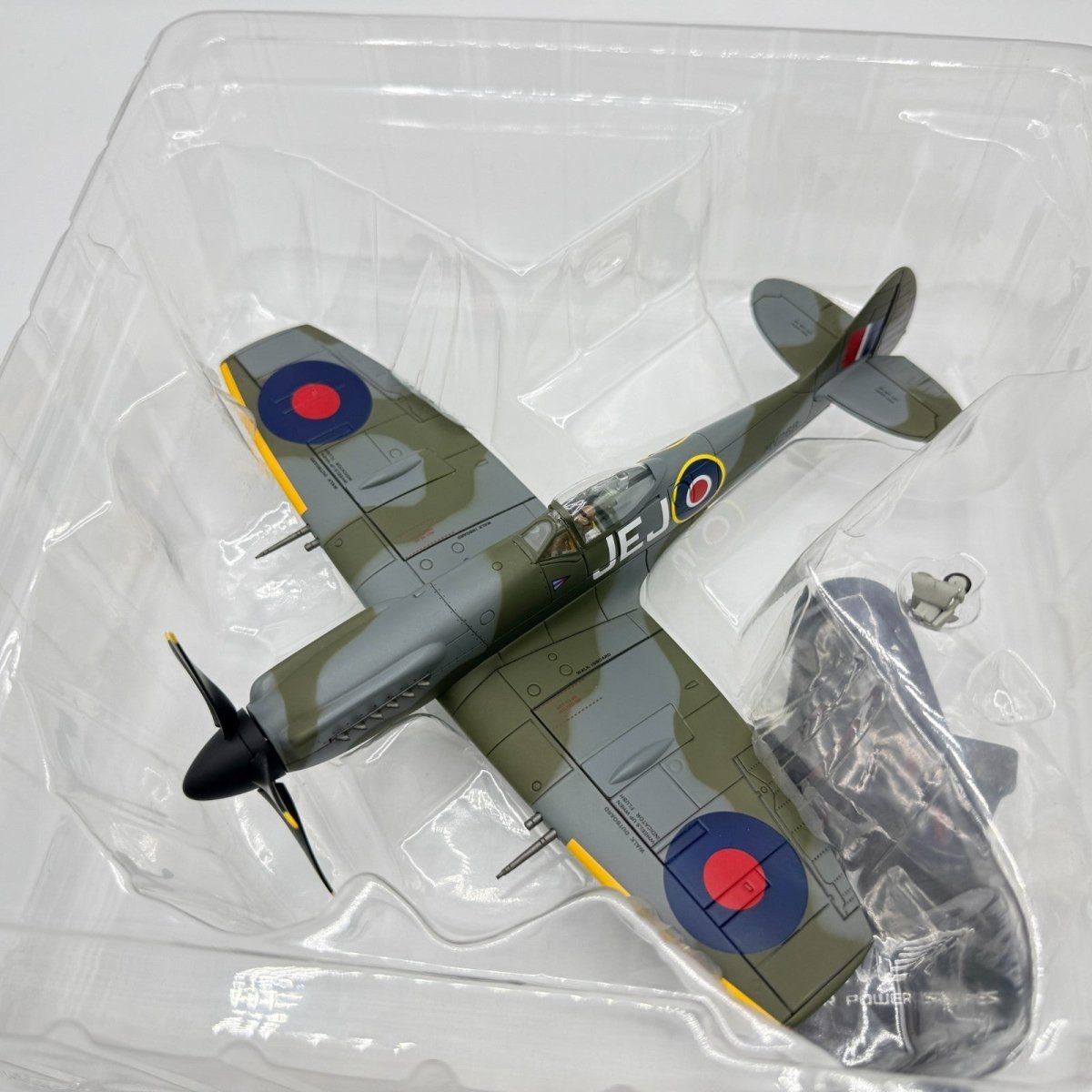 Hobby Master HA7101 1:48 Spitfire MK.XIVe MV268/JEJ "Johnnie Johnson" Germany - Hobby Master