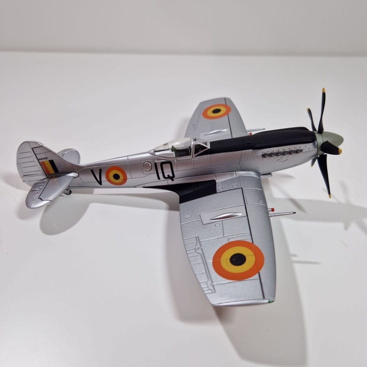 Hobby Master 1:48 Spitfire Mk XIVe Belgian Air Force 1951 Limited Edition HA7108 - Hobby Master