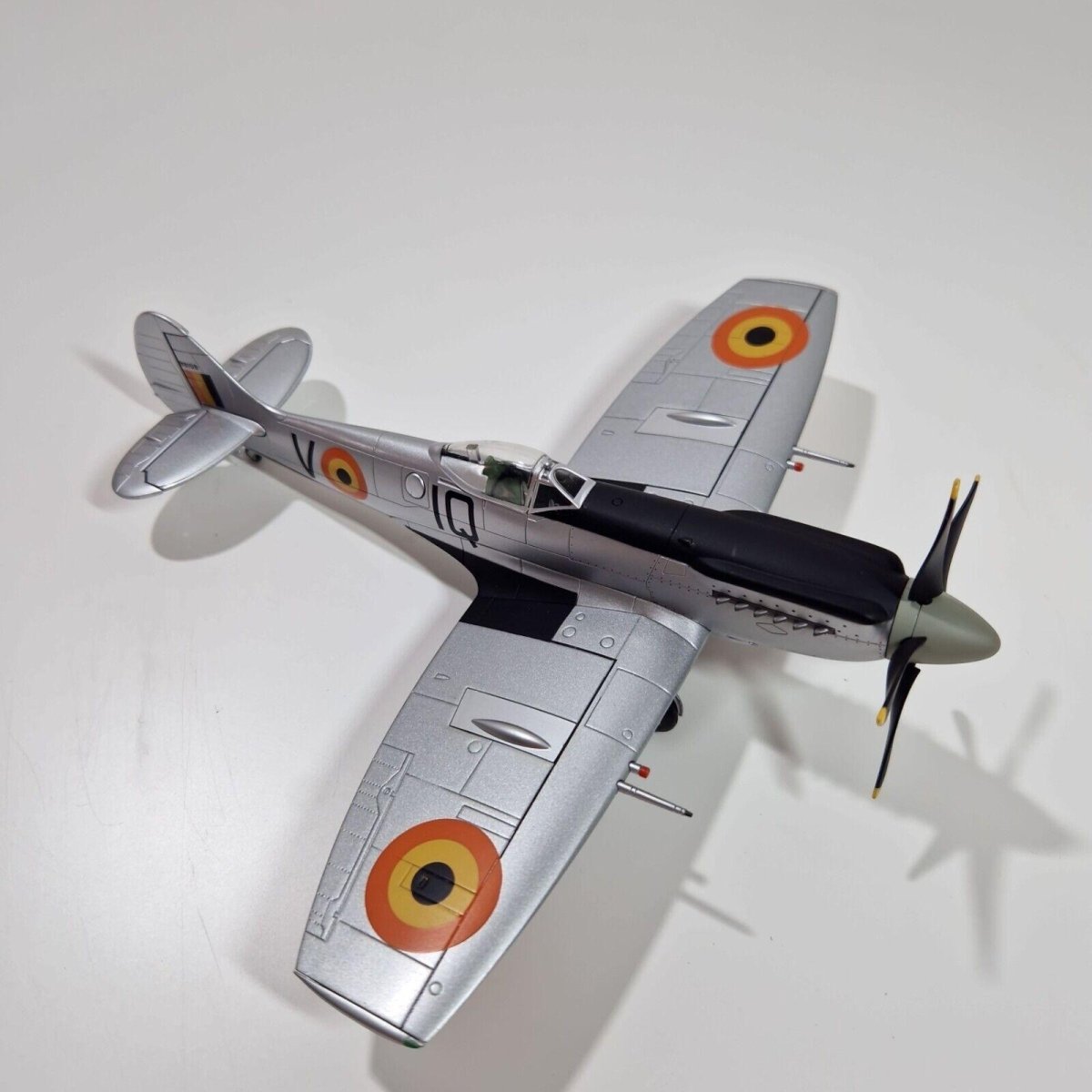 Hobby Master 1:48 Spitfire Mk XIVe Belgian Air Force 1951 Limited Edition HA7108 - Hobby Master