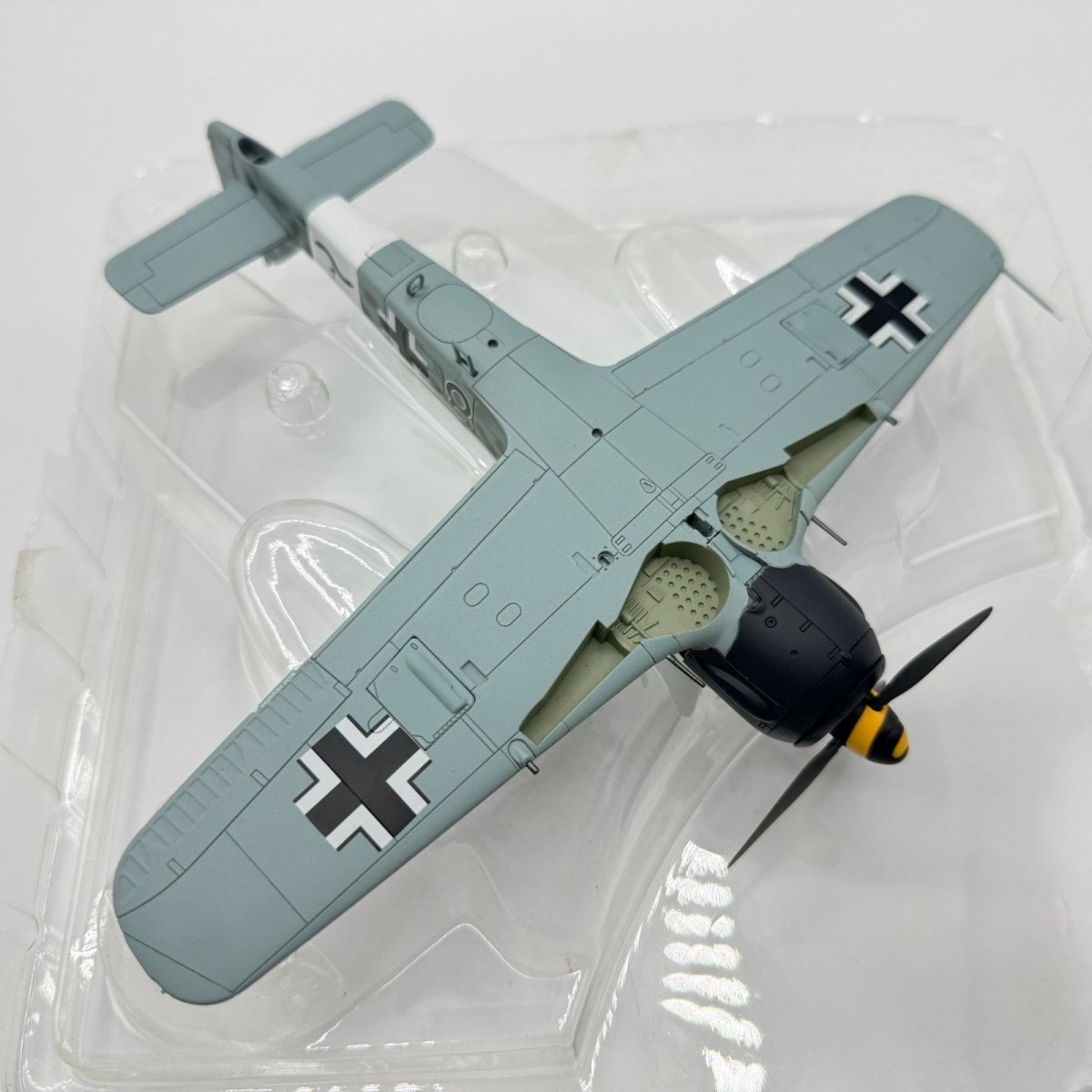Hobby Master HA7404 1:48 Focke Wulf FW 190 A - 8/R2, Willi Maximowitz, France 1944 - Hobby Master
