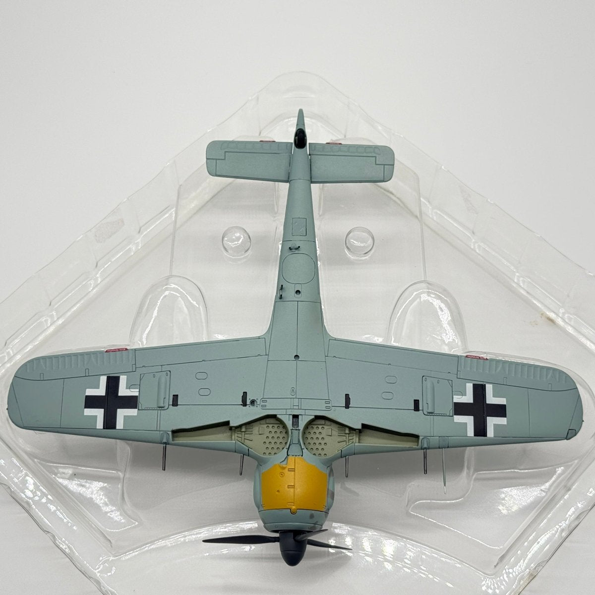 Hobby Master HA7409 1:48 Fw 190A Adolf Galland Berlin - Tempelhof 1944 - Hobby Master