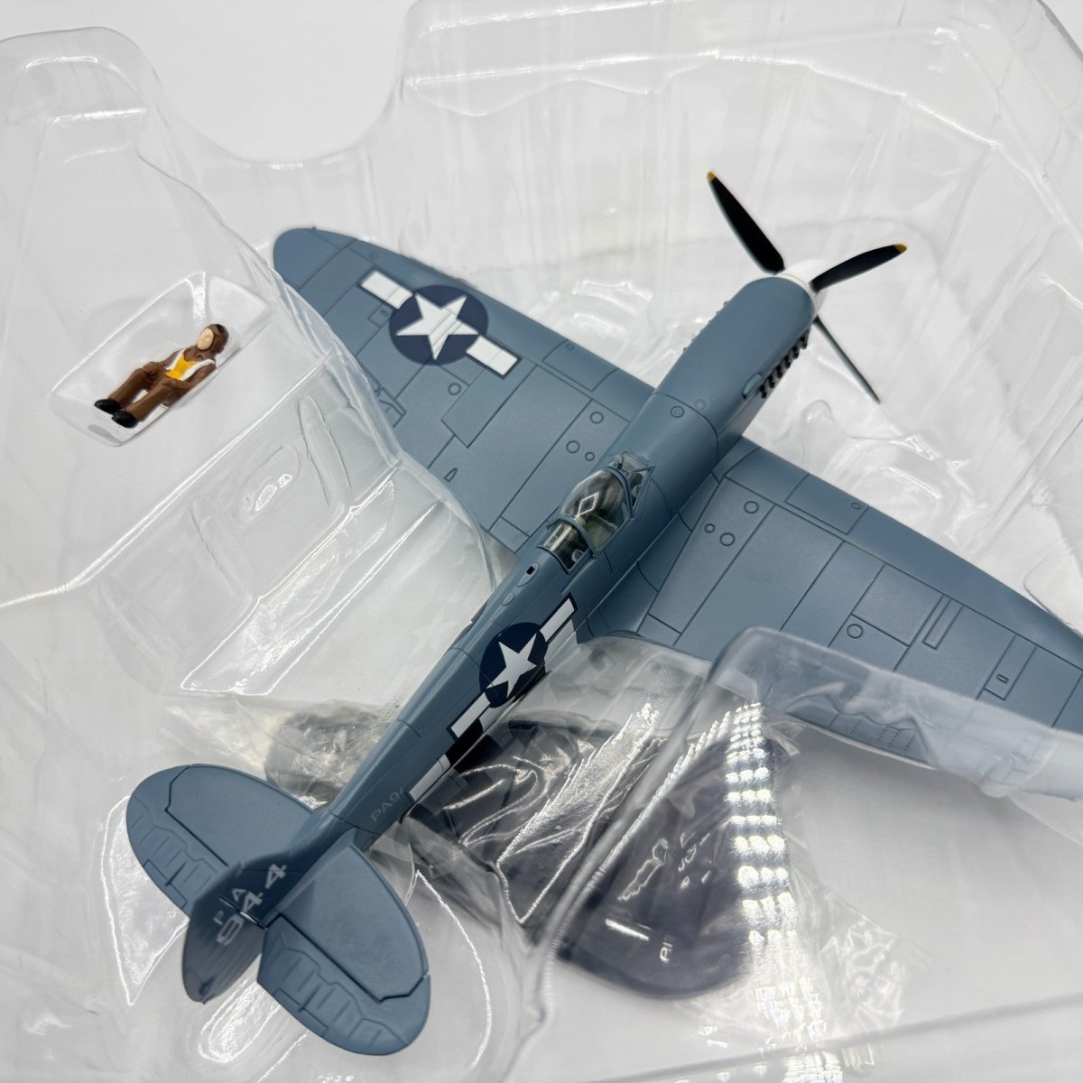 Hobby Master HA7606 1:48 Supermarine Spitfire PR.Mk XI USAAF 7th PRG, 22nd PRS - Hobby Master