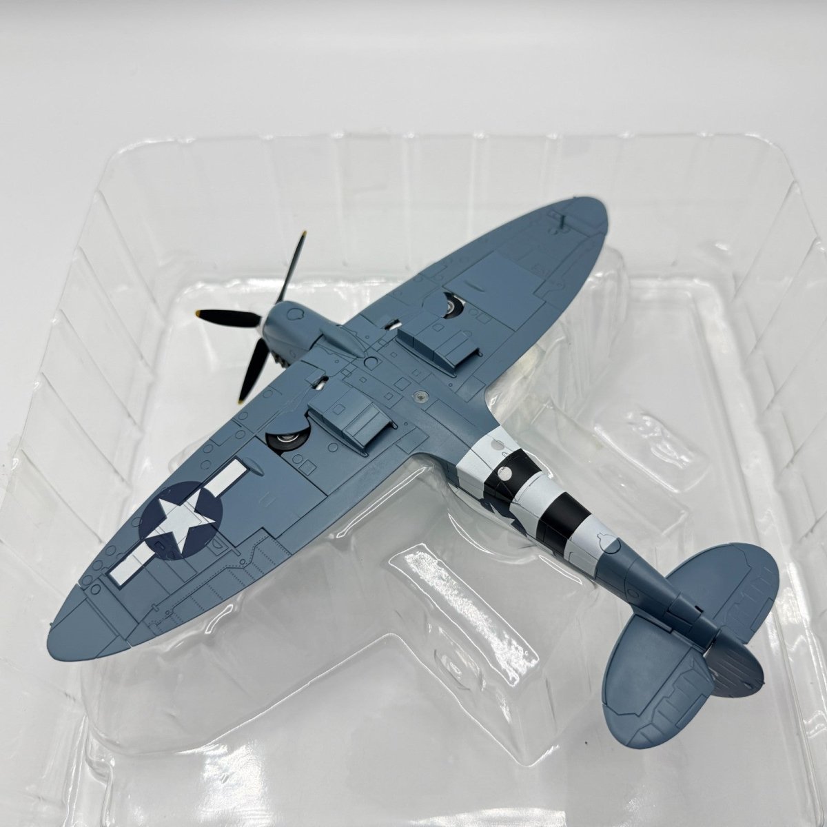 Hobby Master HA7606 1:48 Supermarine Spitfire PR.Mk XI USAAF 7th PRG, 22nd PRS - Hobby Master