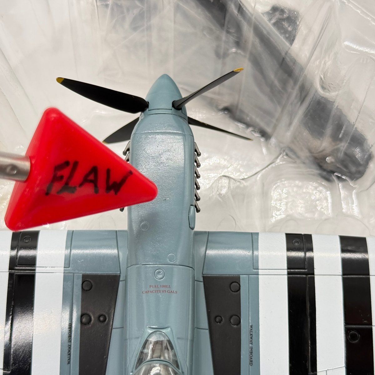 Hobby Master HA7607 1:48 Supermarine Spitfire PR.Mk XI RAF No.16 Sqn PL965 1944 *ISSUES* - Hobby Master