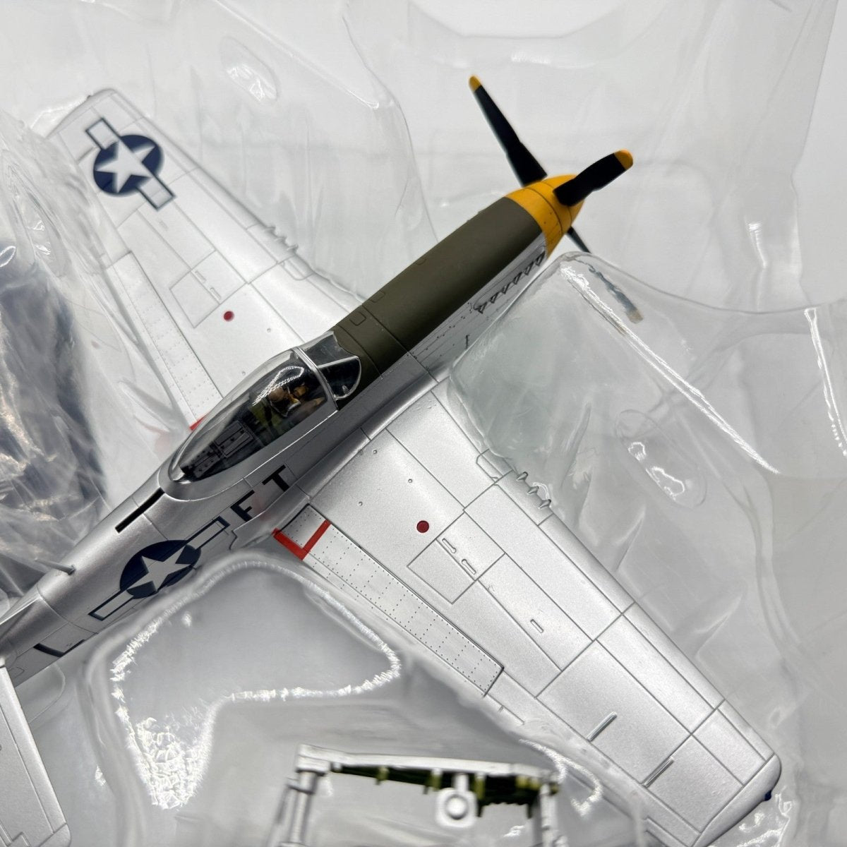 Hobby Master HA7701 1:48 P - 51D Mustang 'Lt Col Glen Eagleston' Limited Edition - Hobby Master