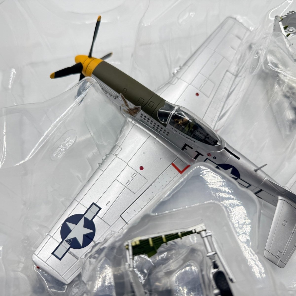 Hobby Master HA7701 1:48 P - 51D Mustang 'Lt Col Glen Eagleston' Limited Edition - Hobby Master