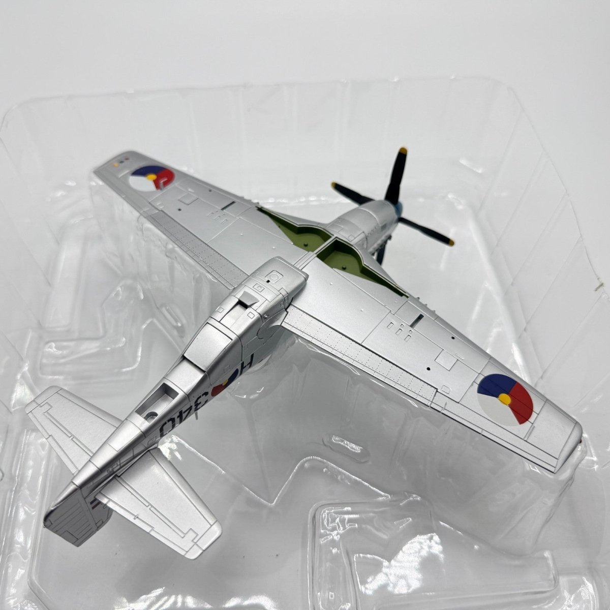 Hobby Master HA7708 1:48 P - 51D Mustang, Netherlands East Indies Air Force - Hobby Master