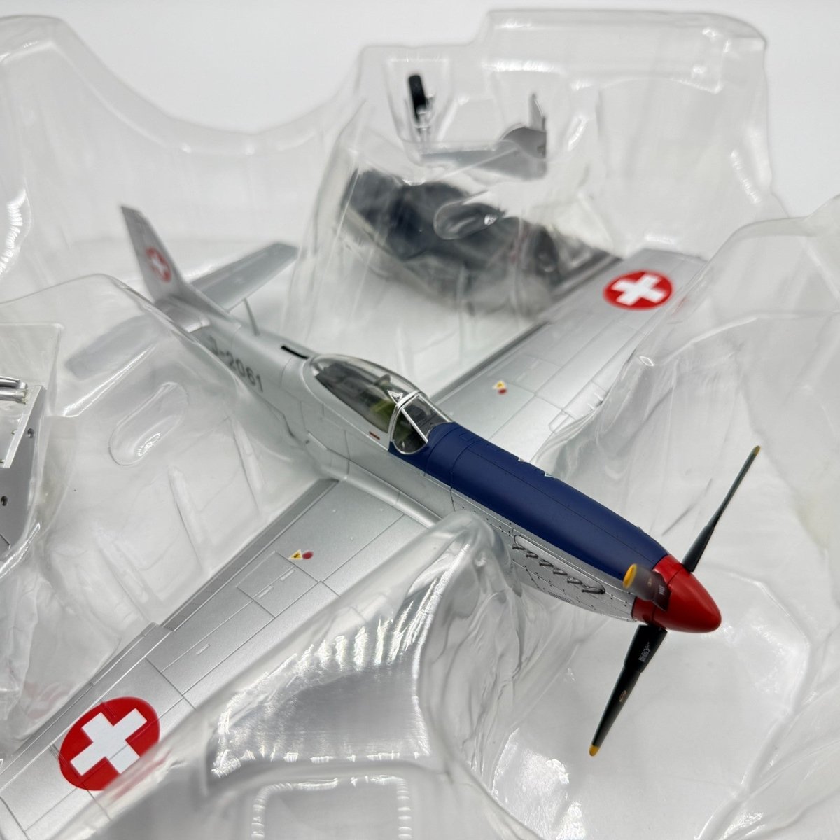 Hobby Master HA7725 1:48 P - 51D Mustang J - 2061, FISt 16, Swiss AF, September 1949 - Hobby Master