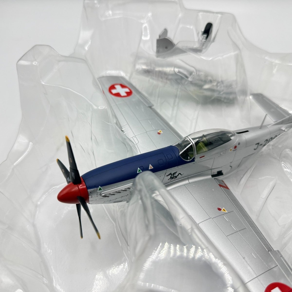 Hobby Master HA7725 1:48 P - 51D Mustang J - 2061, FISt 16, Swiss AF, September 1949 - Hobby Master