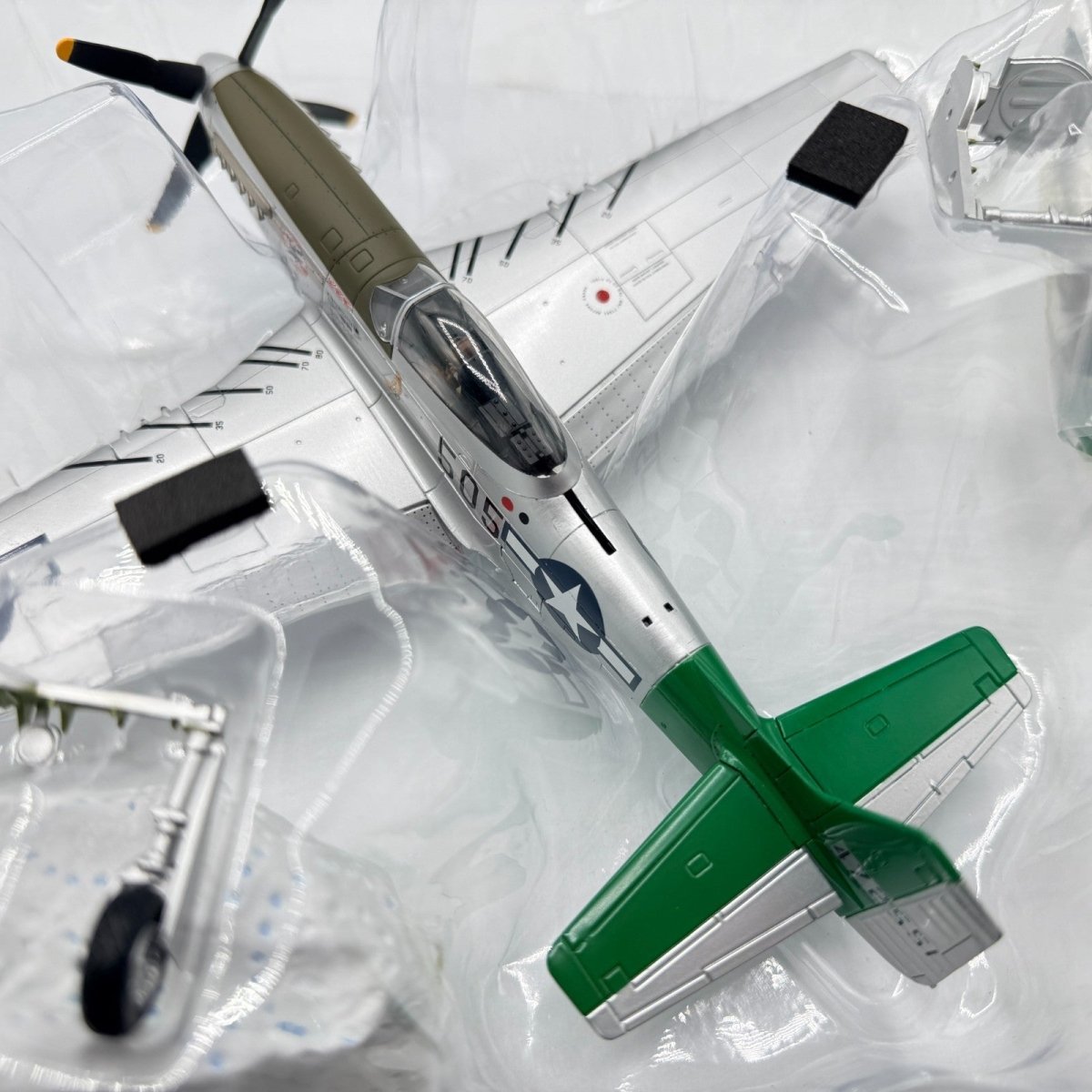 Hobby Master HA7743B 1:48 P - 51D Mustang Capt Abner Aust, USAAF, Iwo Jima 1945 - Hobby Master