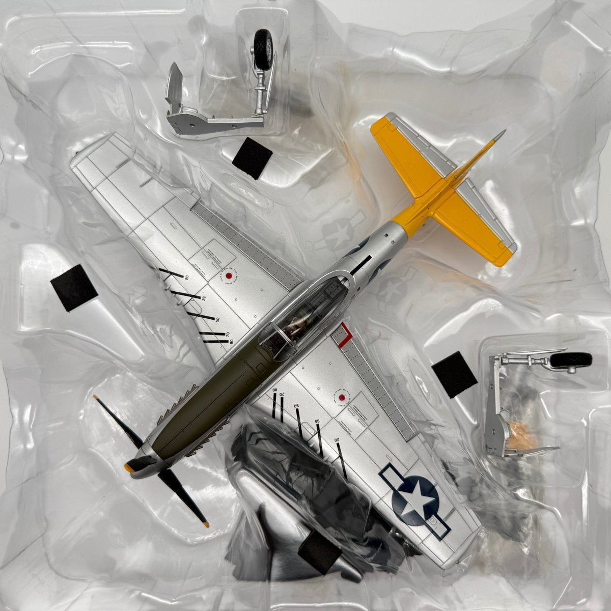 Hobby Master HA7744B 1:48 P-51D Mustang USAAF 506th FG Hon Mistake 1945 - Hobby Master