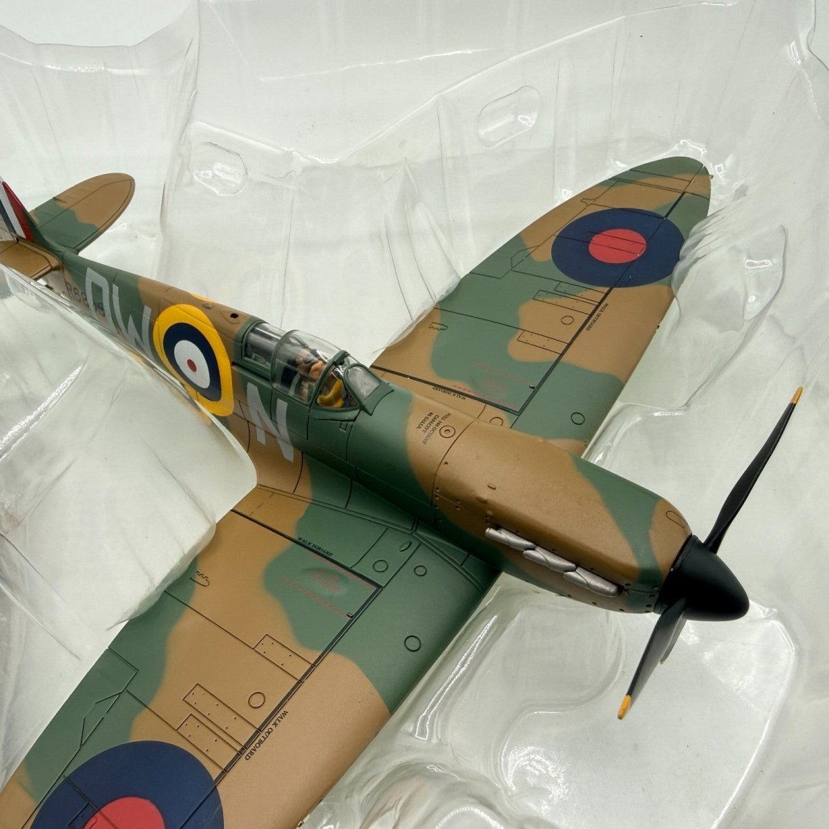 Hobby Master HA7801 1:48 Supermarine Spitfire Mk.1 DW - N Biggin Hill, Diecast - Hobby Master