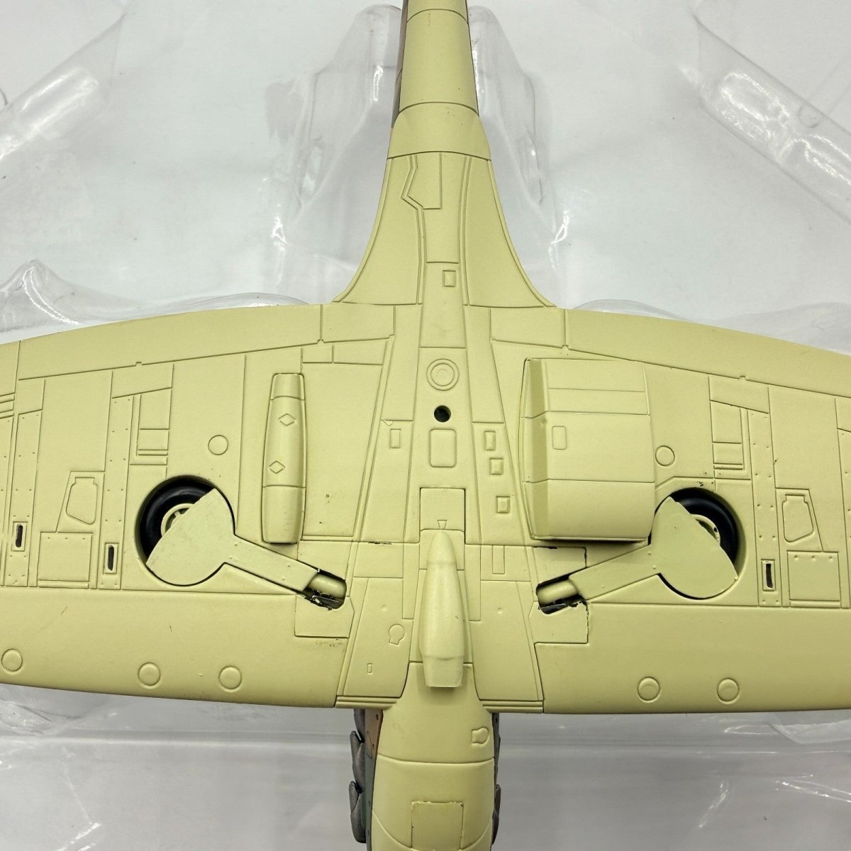 Hobby Master HA7801 1:48 Supermarine Spitfire Mk.1 DW - N Biggin Hill, Diecast - Hobby Master