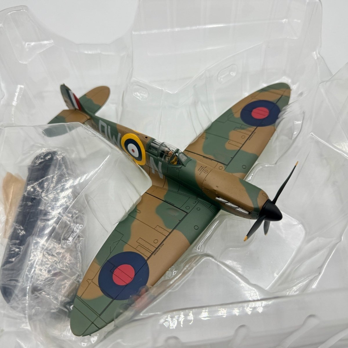 Hobby Master HA7801 1:48 Supermarine Spitfire Mk.1 DW - N Biggin Hill, Diecast - Hobby Master