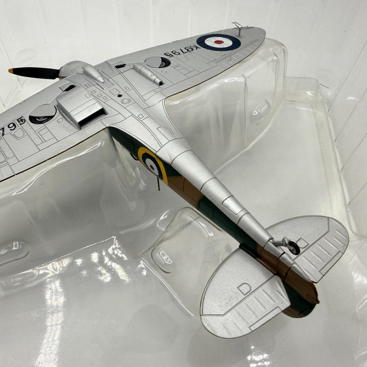Hobby Master HA7804 1:48 Spitfire "K9795" RAF 19 Sqn, Duxford 1938 - Hobby Master